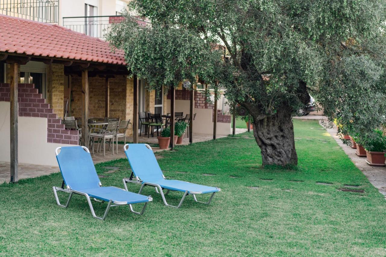 Family Villas Vourvourou Buitenkant foto